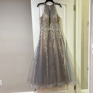 Jiovani evening gown size 10